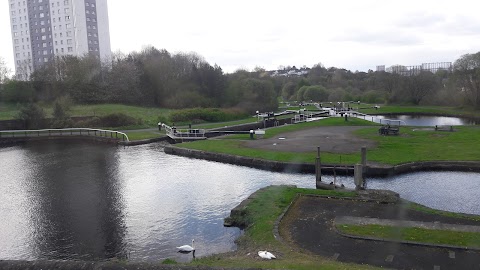 Kelvin Dock