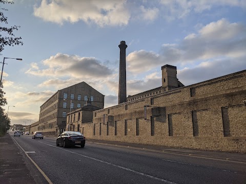 Toolstation Bradford Thornton Road