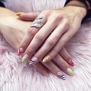 Gorgeous Looking Nails