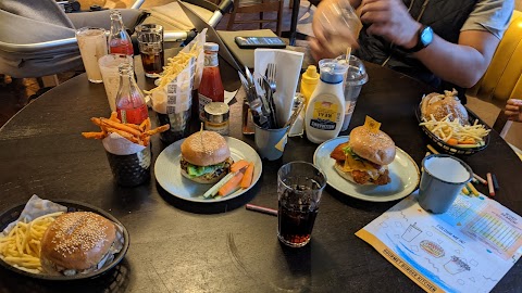 Gourmet Burger Kitchen (GBK)