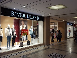 River Island