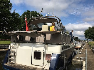 Thames Charters - Windsor Boat Hire