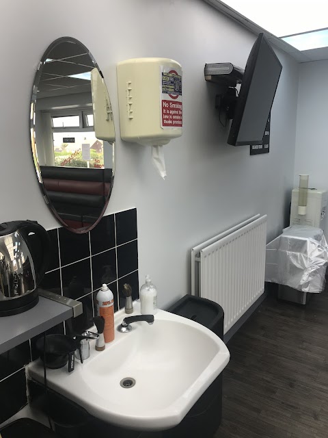 Cutting Station Barbers