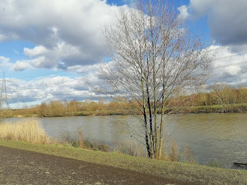 Poolsbrook Country Park Caravan and Motorhome Club Campsite