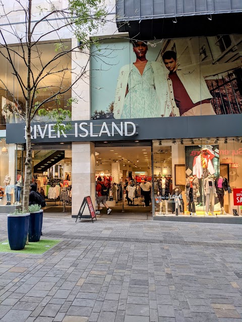 River Island