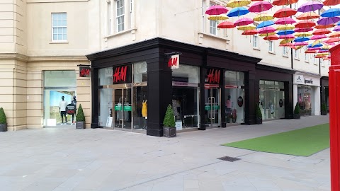 H&M