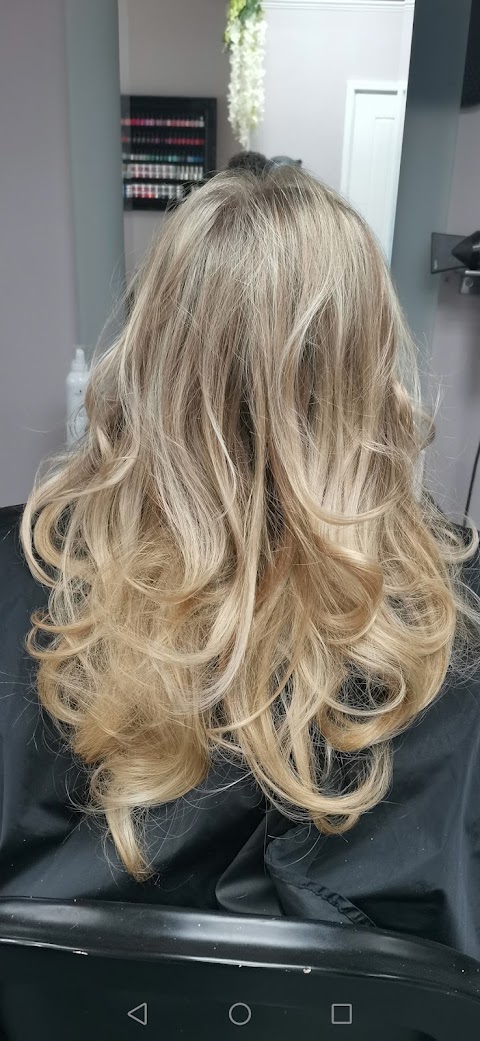 Salon 9 Ltd Hornchurch