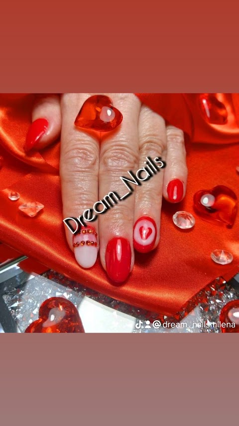 Dream_Nails