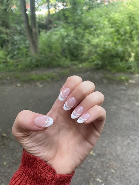 KK Nails & Beauty