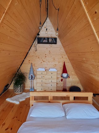 Happy Nest Cabin