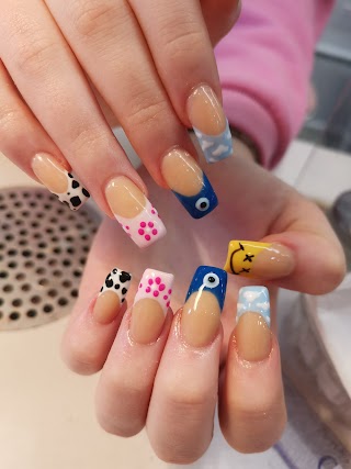 Top nail & spa