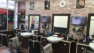 Chris' Barber Shop