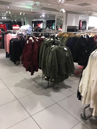 H&M