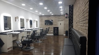 Good fellas barbers/salon