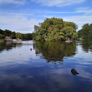 Lakeside Adventure, Playground