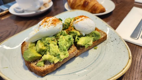 Gordon Ramsay Plane Food