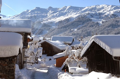 Ski Basics, UK Office