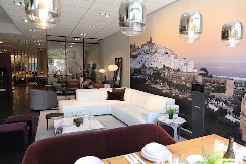 Natuzzi Italia - Reading