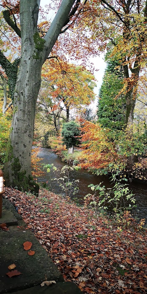 Hidden Garden - Uppermill