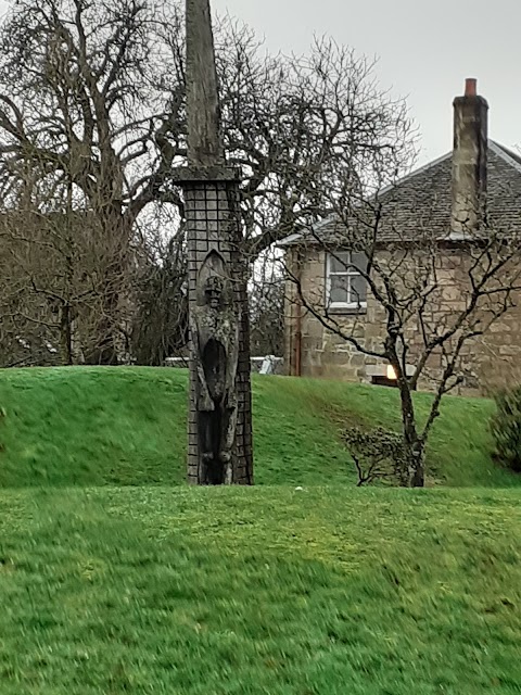 Calderglen Country Park and Zoo