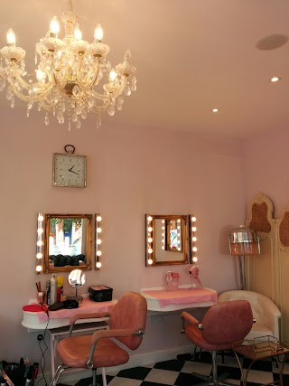 The Vintage Beauty Parlour