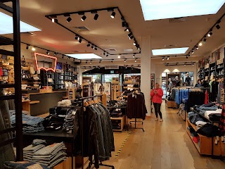 Levi's® Factory Outlet Portsmouth