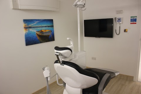 J&R Dental Ruislip