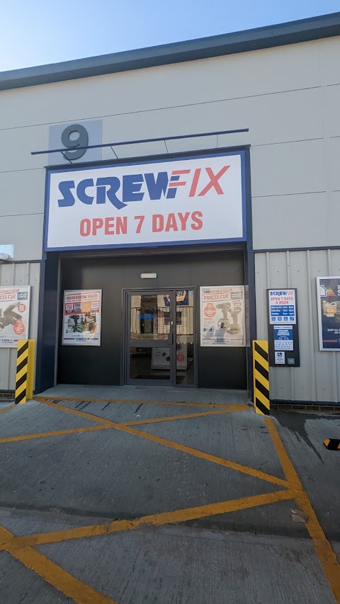 Screwfix Rochdale - Spotland Road