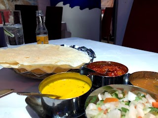 Xenuk Tandoori (Finchampstead)