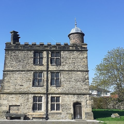 Sheffield Manor Lodge