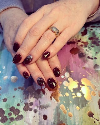 Suzy Nails