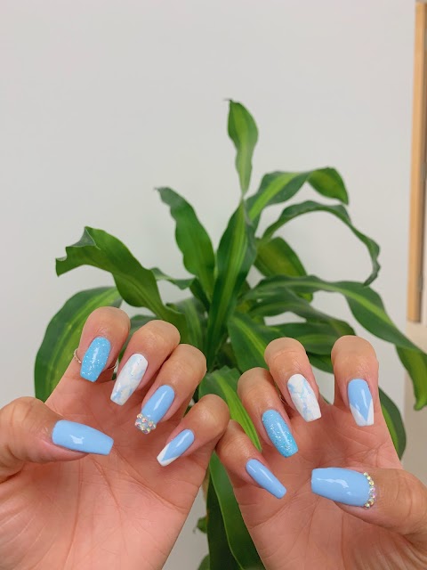 Beautiful Colour - Nails and Spa