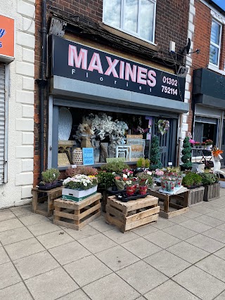 Maxines Flower Pot