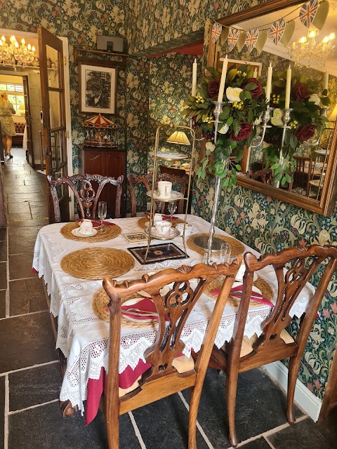 Davenports Tearoom, Florists & Tea Shop