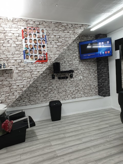 Perfect Touch Unisex Salon