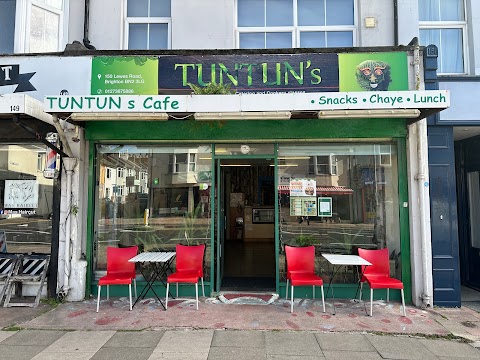 Tuntun's Cafe