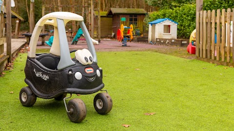 Stepping Stones Day Nursery & Pre-School