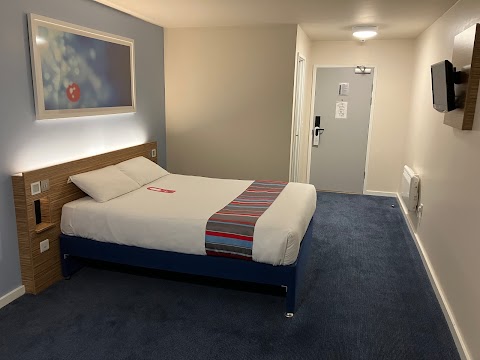 Travelodge Macclesfield Central