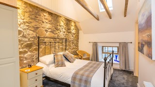 Hayloft Barn Edinburgh- self catering holiday accommodation for 4....rural chic