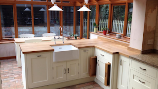 R E Woods & Son Cabinetmakers