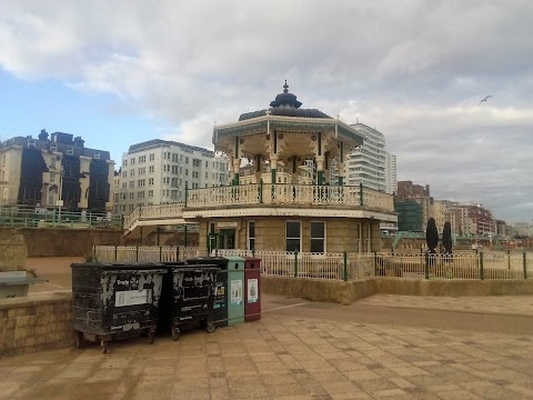 The Birdcage Bandstand Café Bistro