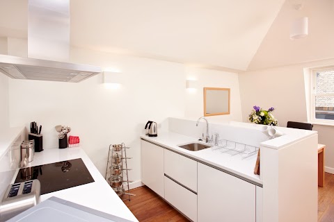 Urban Stay London City Serviced Apartments