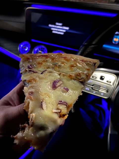 Tuminose pizza Bentley