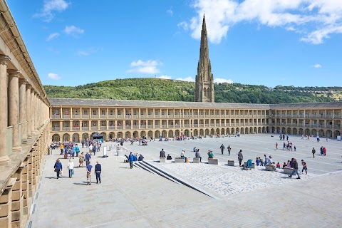 The Piece Hall