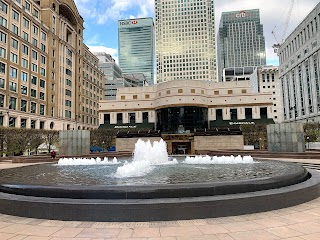 Cabot Square Fountain