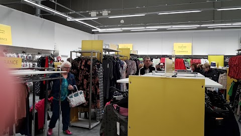 M&S Outlet