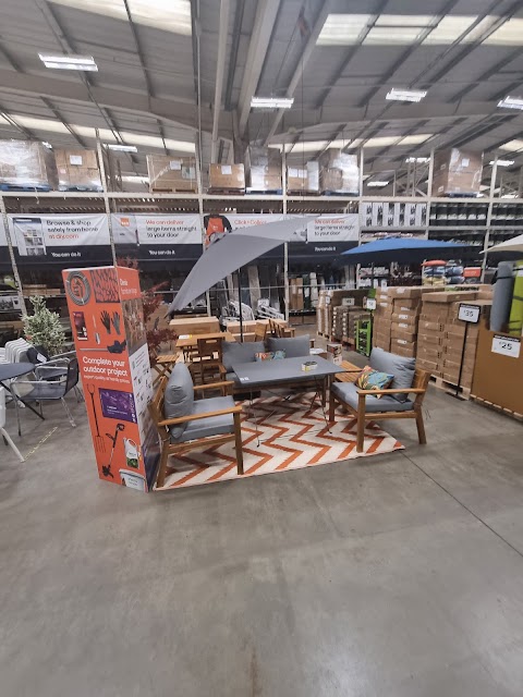 B&Q Darnley