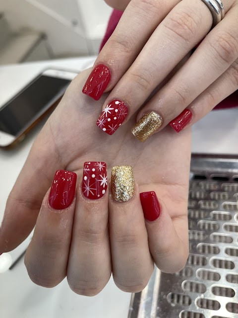 Luxury Nails & Beauty