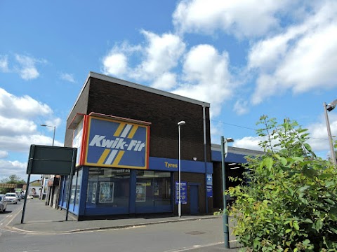 Kwik Fit - Hyde