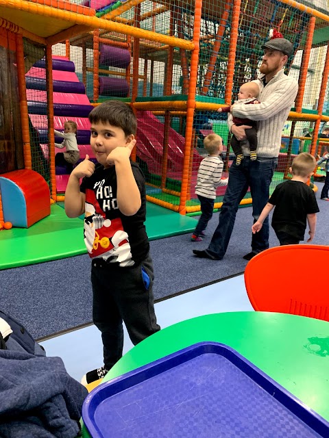 Fun2b Indoor Play and Party Centre